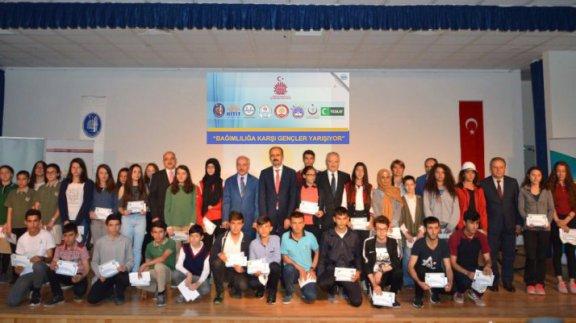 "Bağımlılığa Karşı Gençler Yarışıyor Projesi Yarışma Ödülleri Sahiplerini Buldu