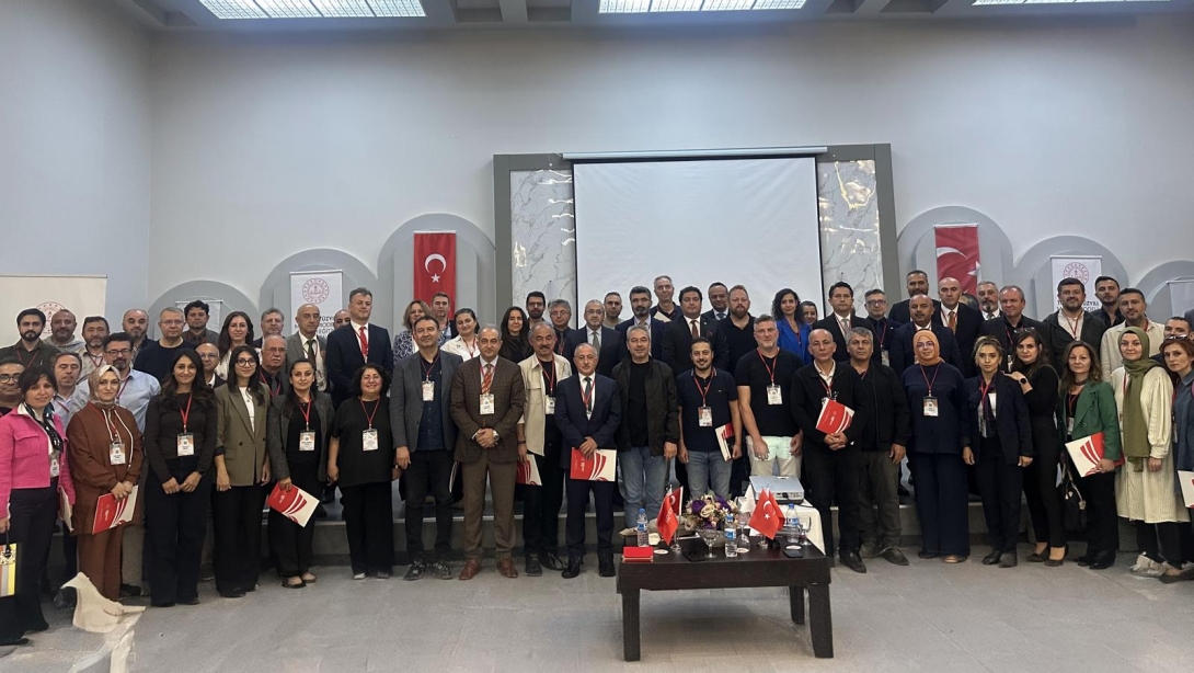 Türkiye Yüzyılı Maarif Modeli Çorum Eğitim Çalıştayı